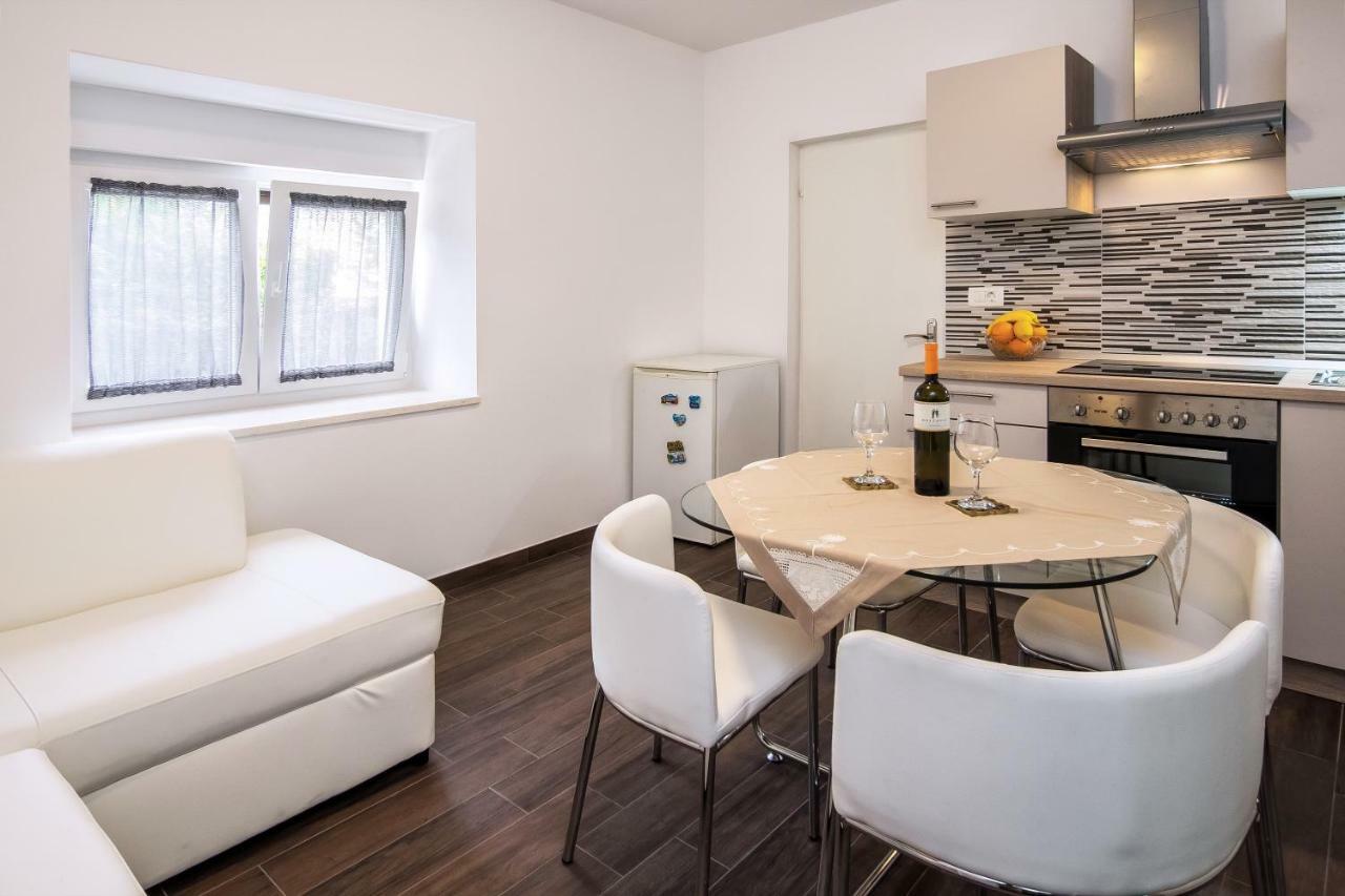Apartment Mamma Leone Split Exteriör bild