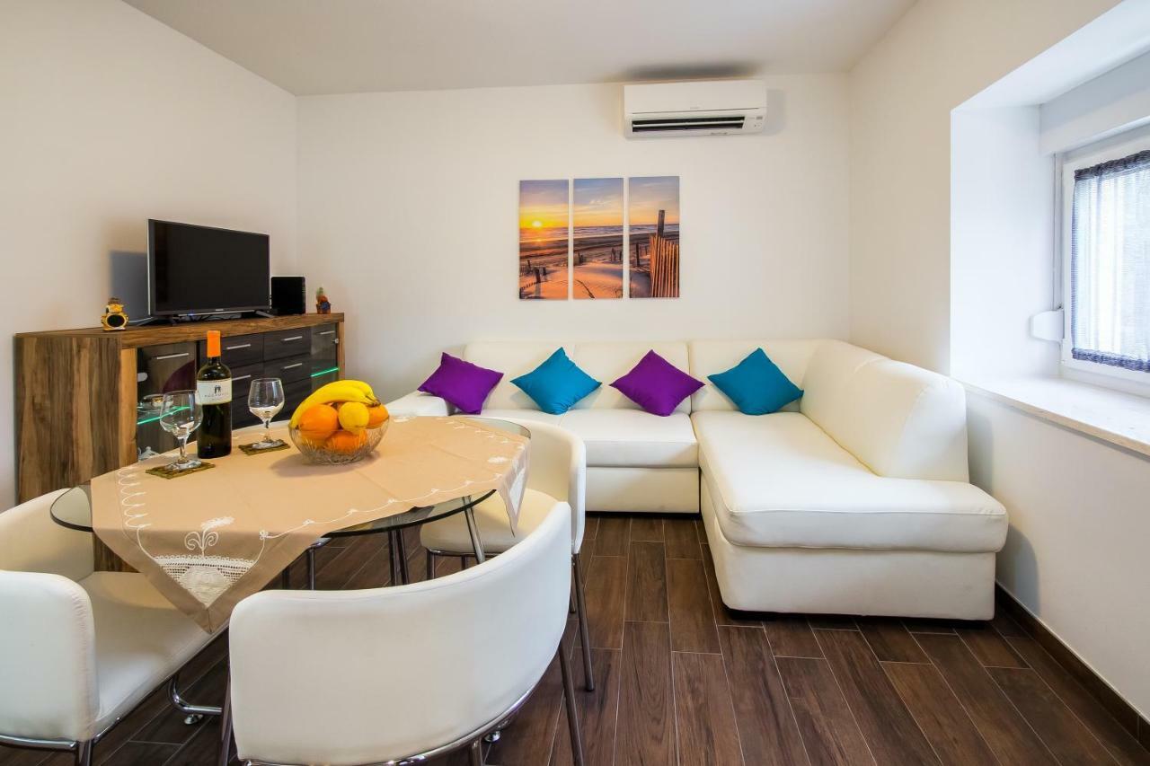 Apartment Mamma Leone Split Exteriör bild