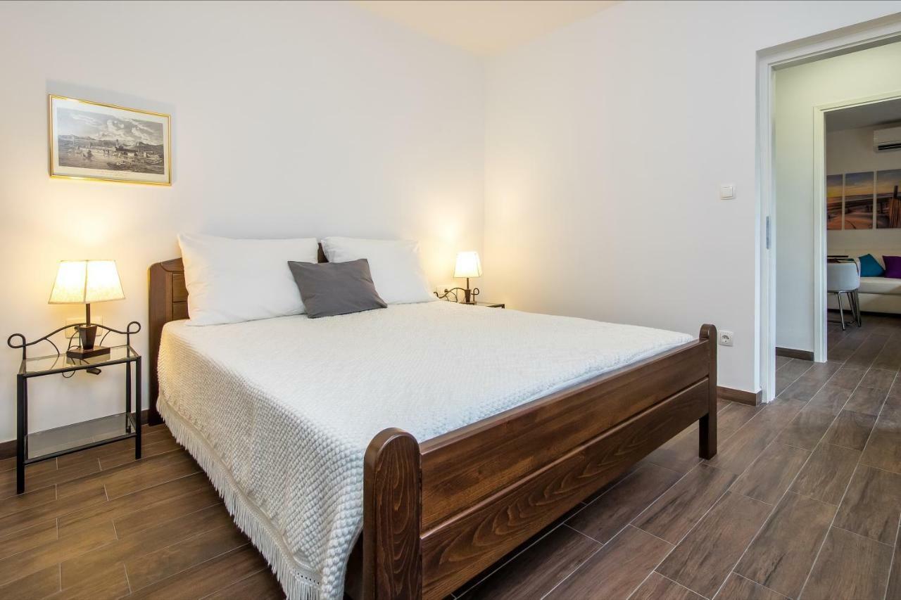 Apartment Mamma Leone Split Exteriör bild